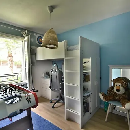 La Du Petit Bois Βίλα